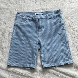 My Style Cotton White And Blue Striped Shorts Size 8